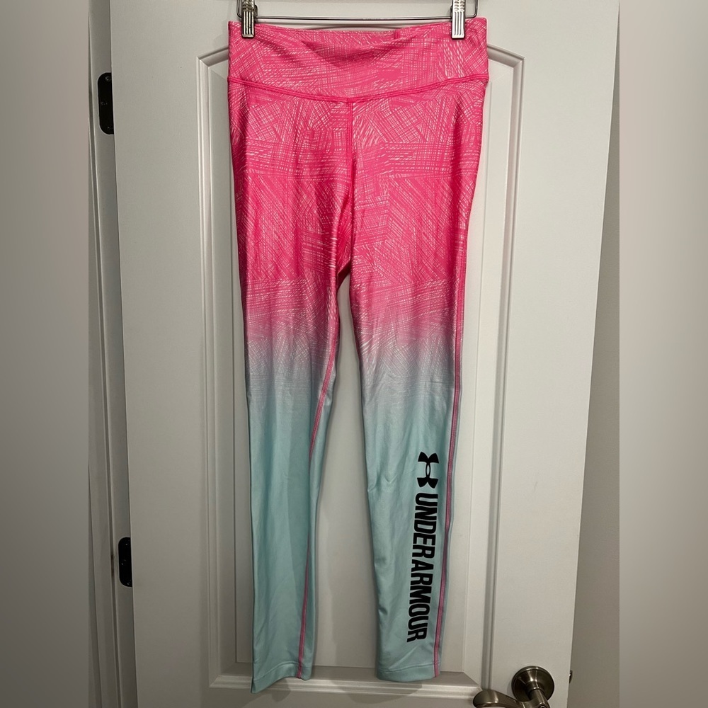 EUC Under Armour Cold Gear Leggings Medium Pink and Light Blue